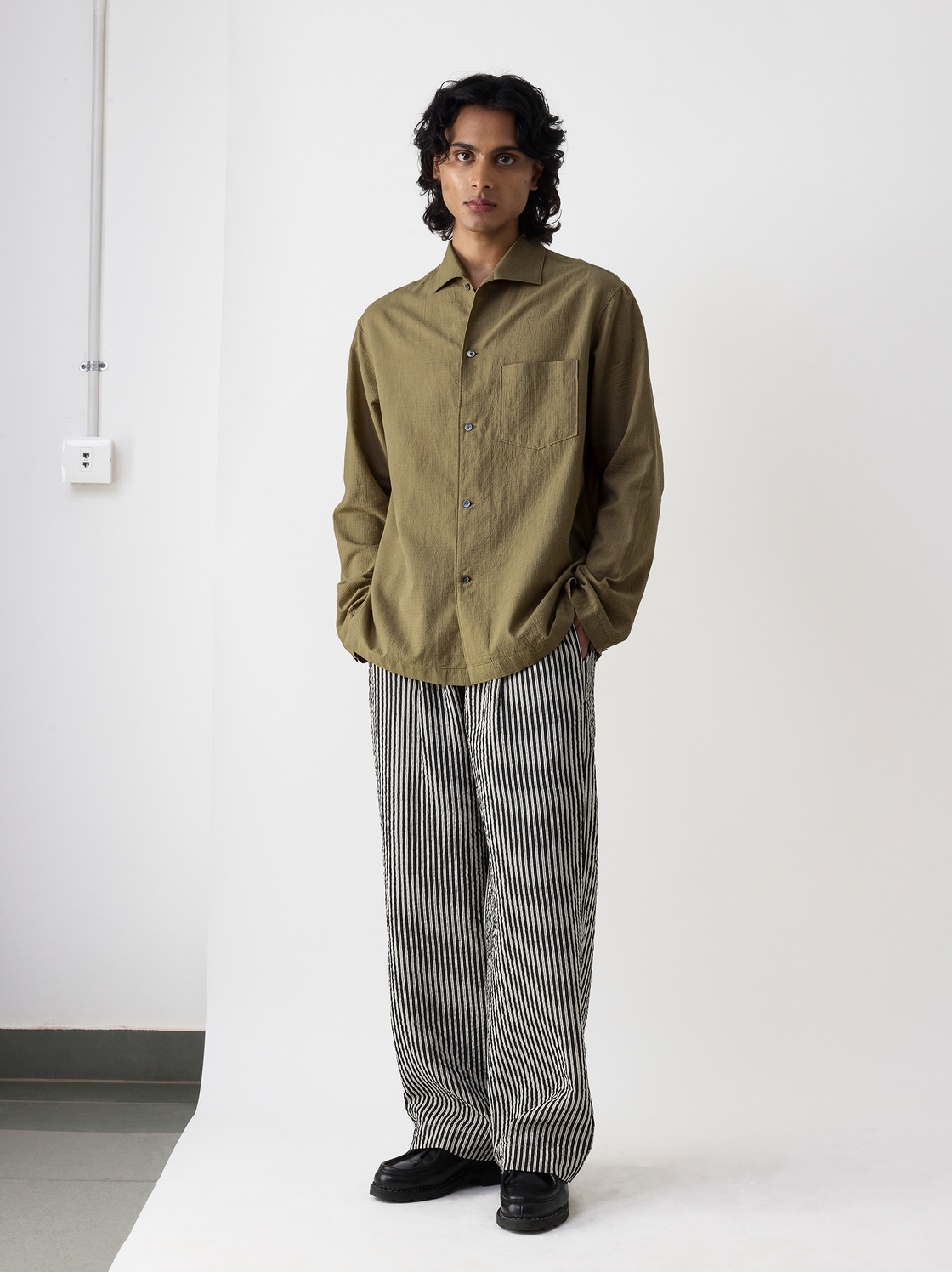IT.024.14.99 HANDWOVEN EASY SHIRT