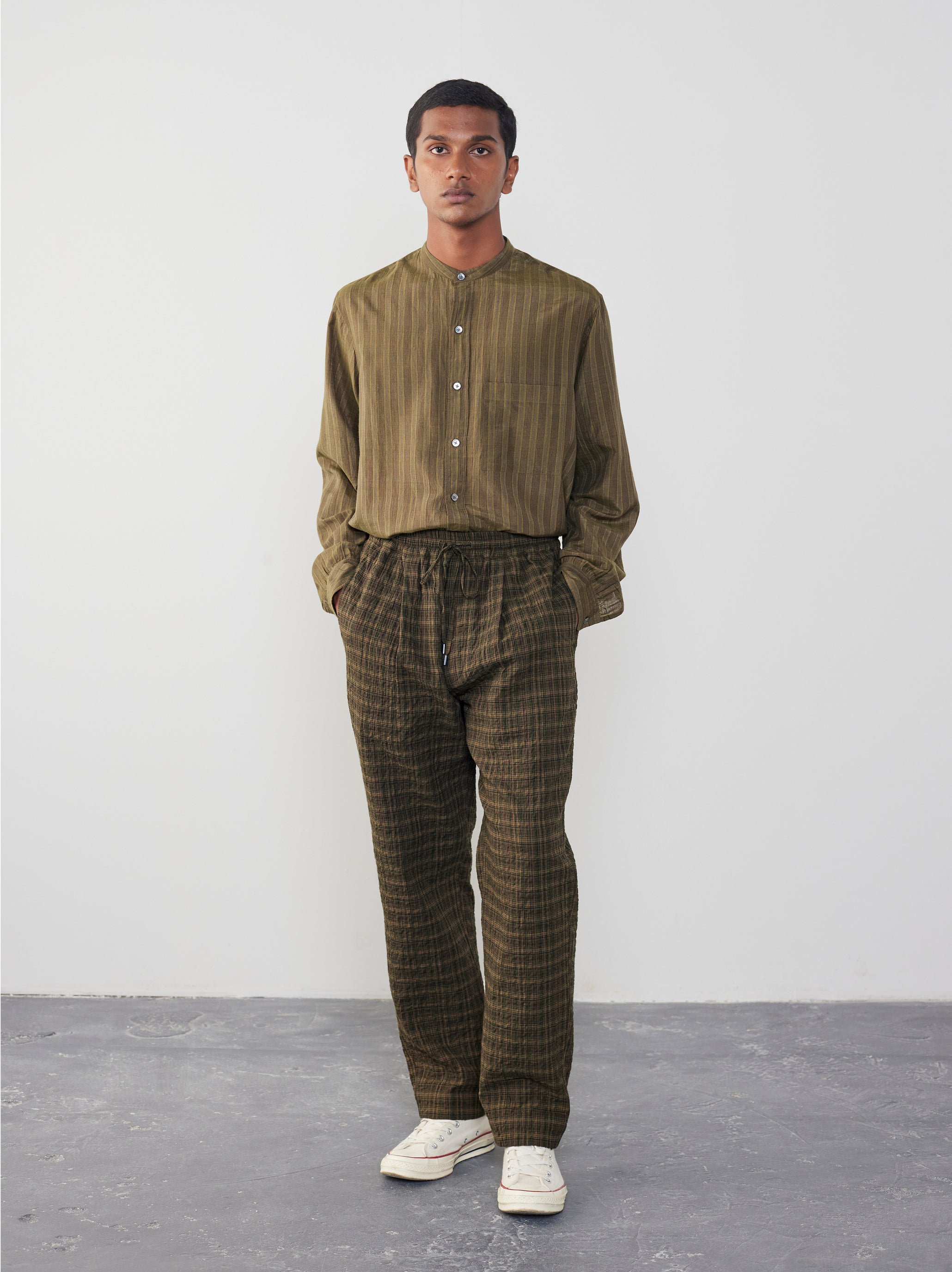 IT.EXC.23.23 OVERDYED TAPERED DRAWSTRING PANTS