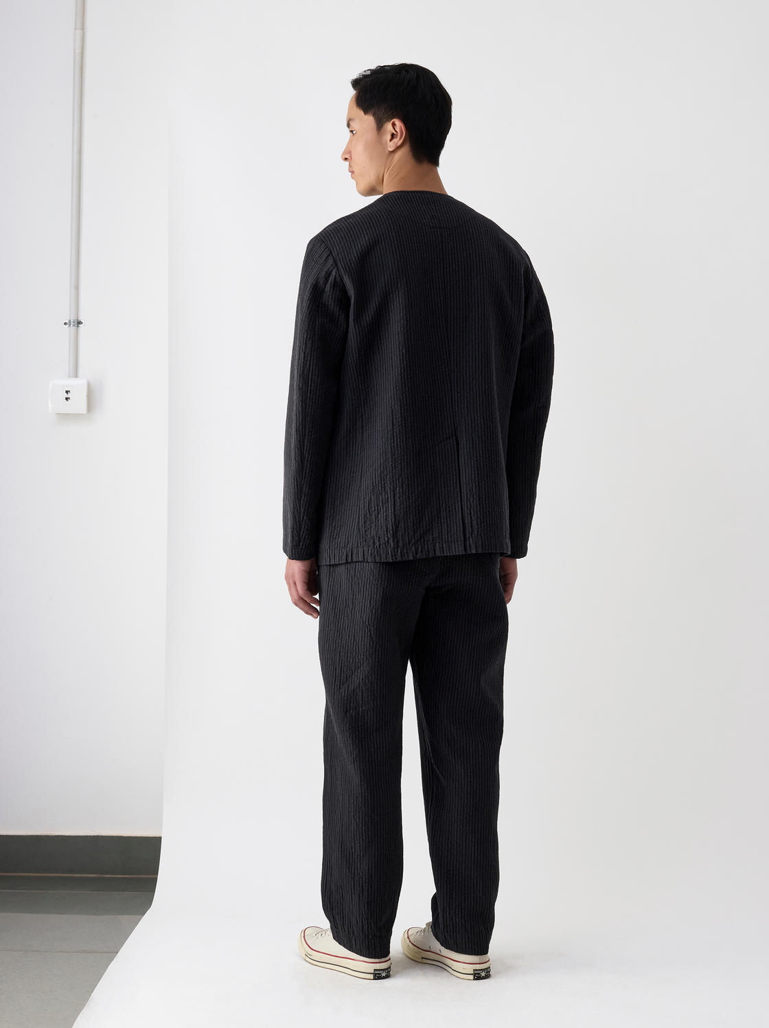 IT.EXC.23.14 PADDED ROUND NECK JACKET