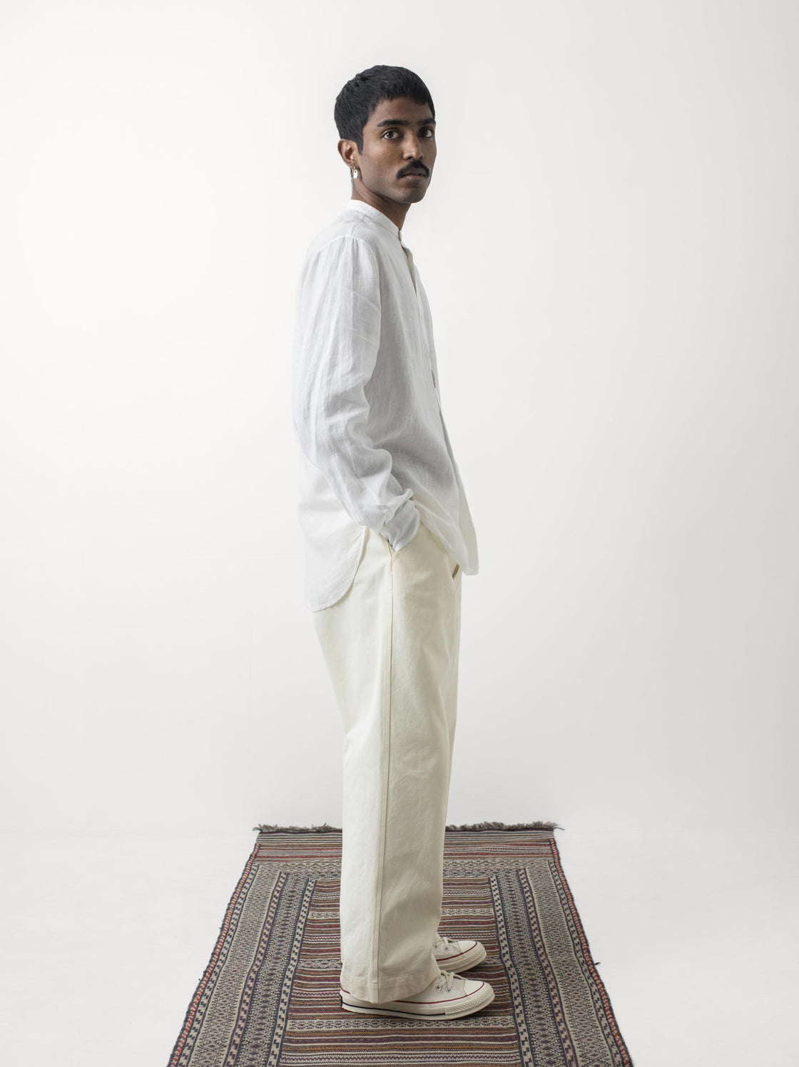 IT.EXC.22.06 FRONT PLACKET SHIRT