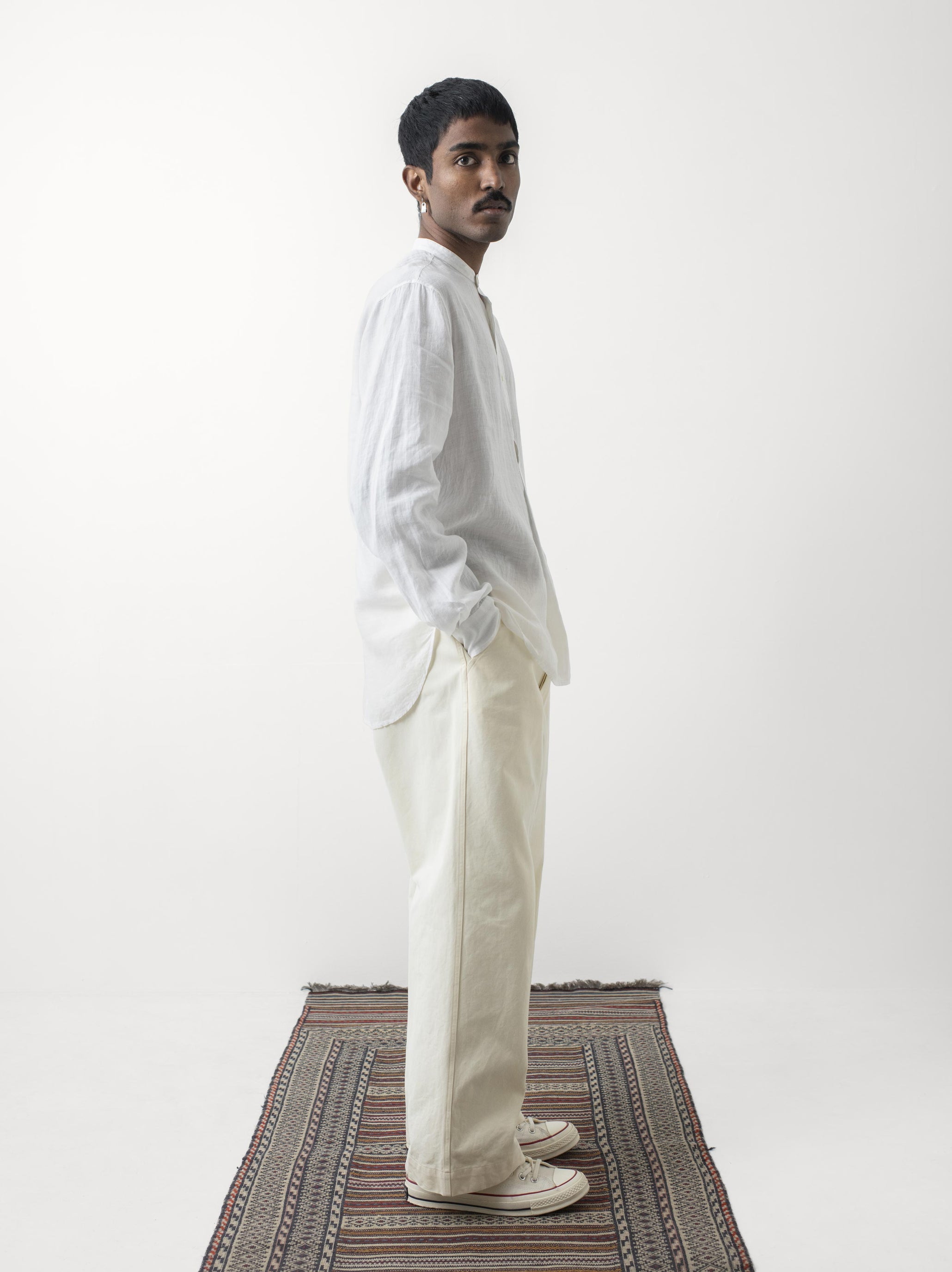 IT.EXC.22.06 FRONT PLACKET SHIRT