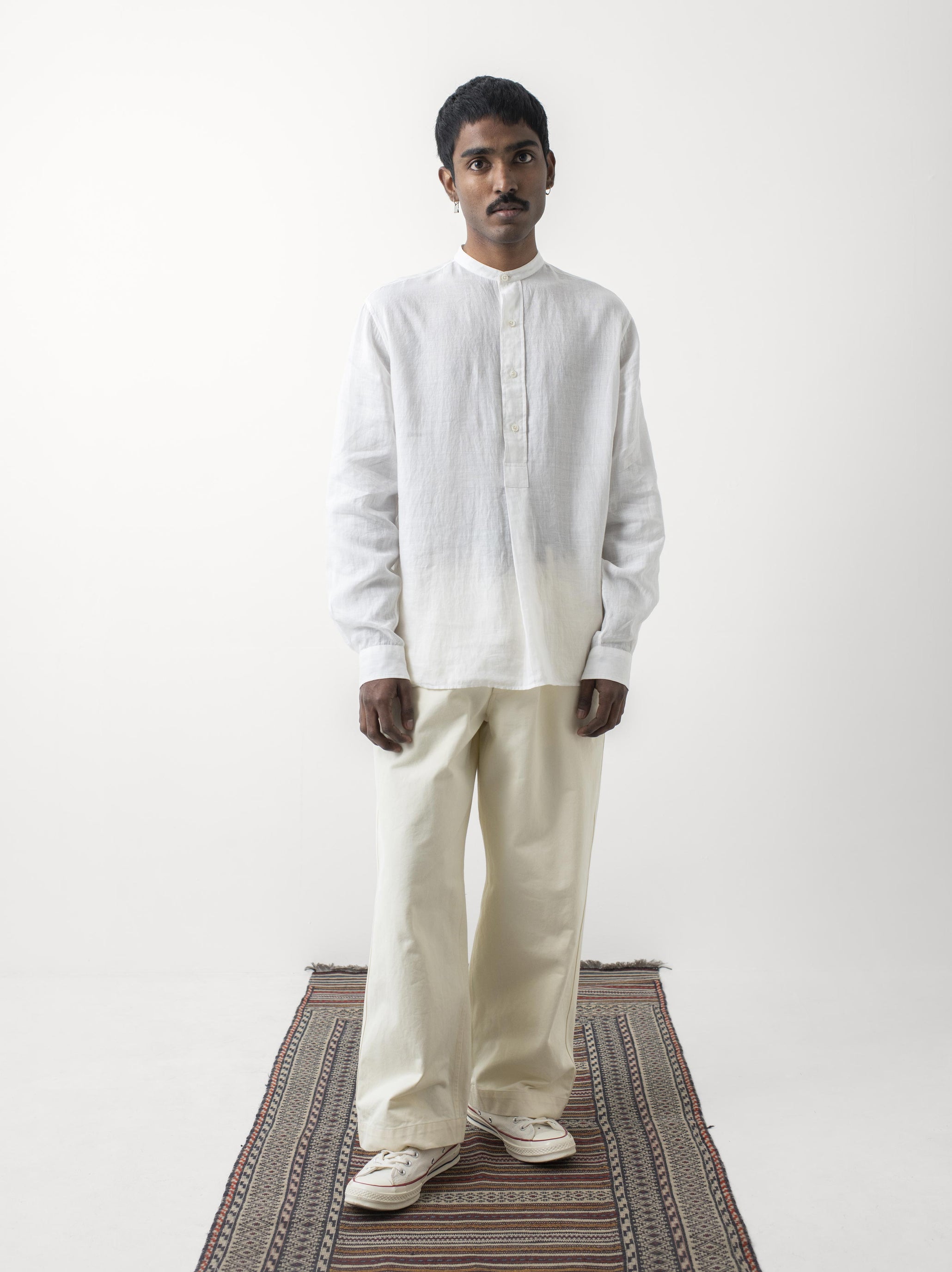 IT.EXC.22.06 FRONT PLACKET SHIRT