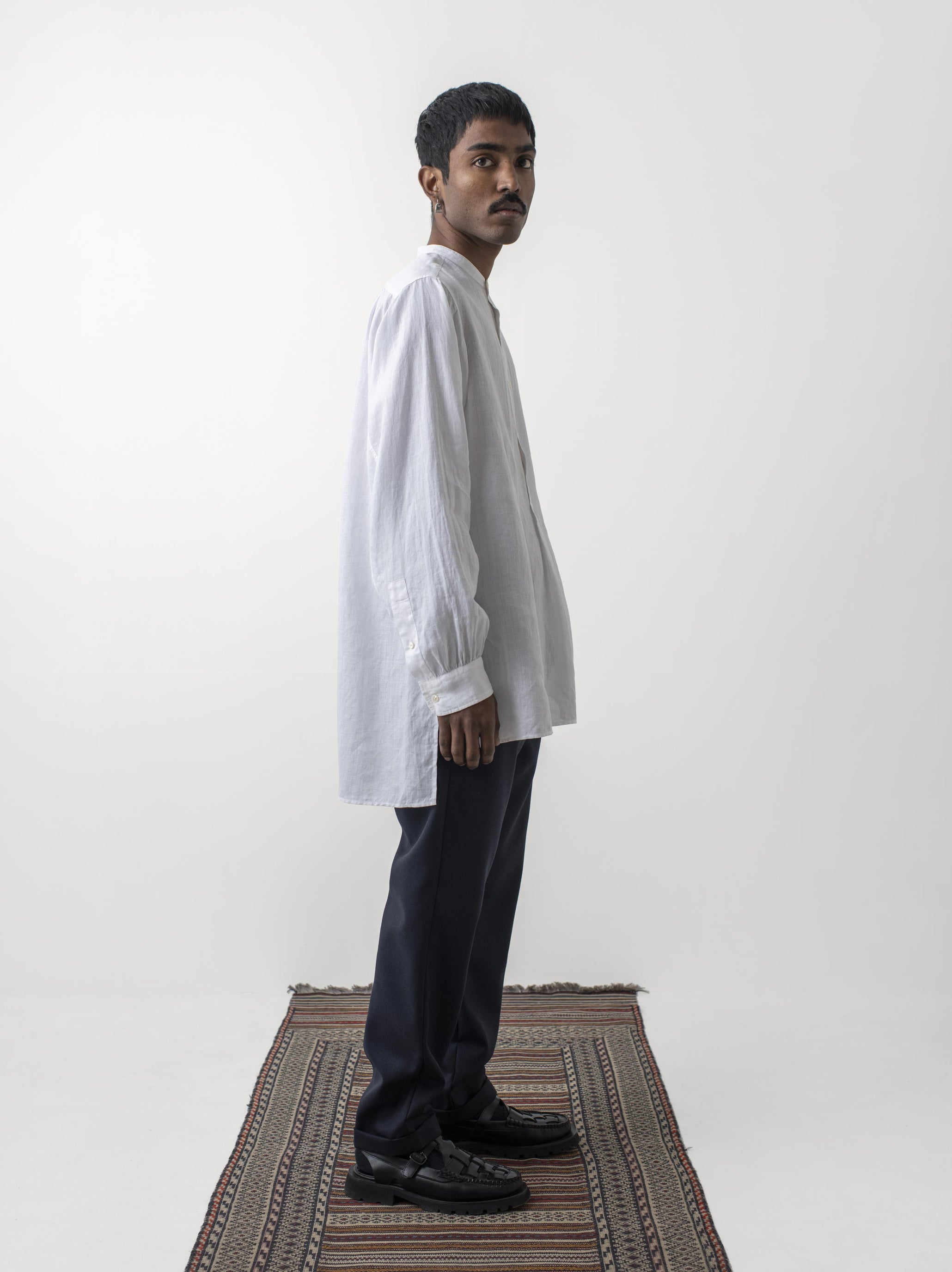 IT.018.02.120 LONG SHIRT