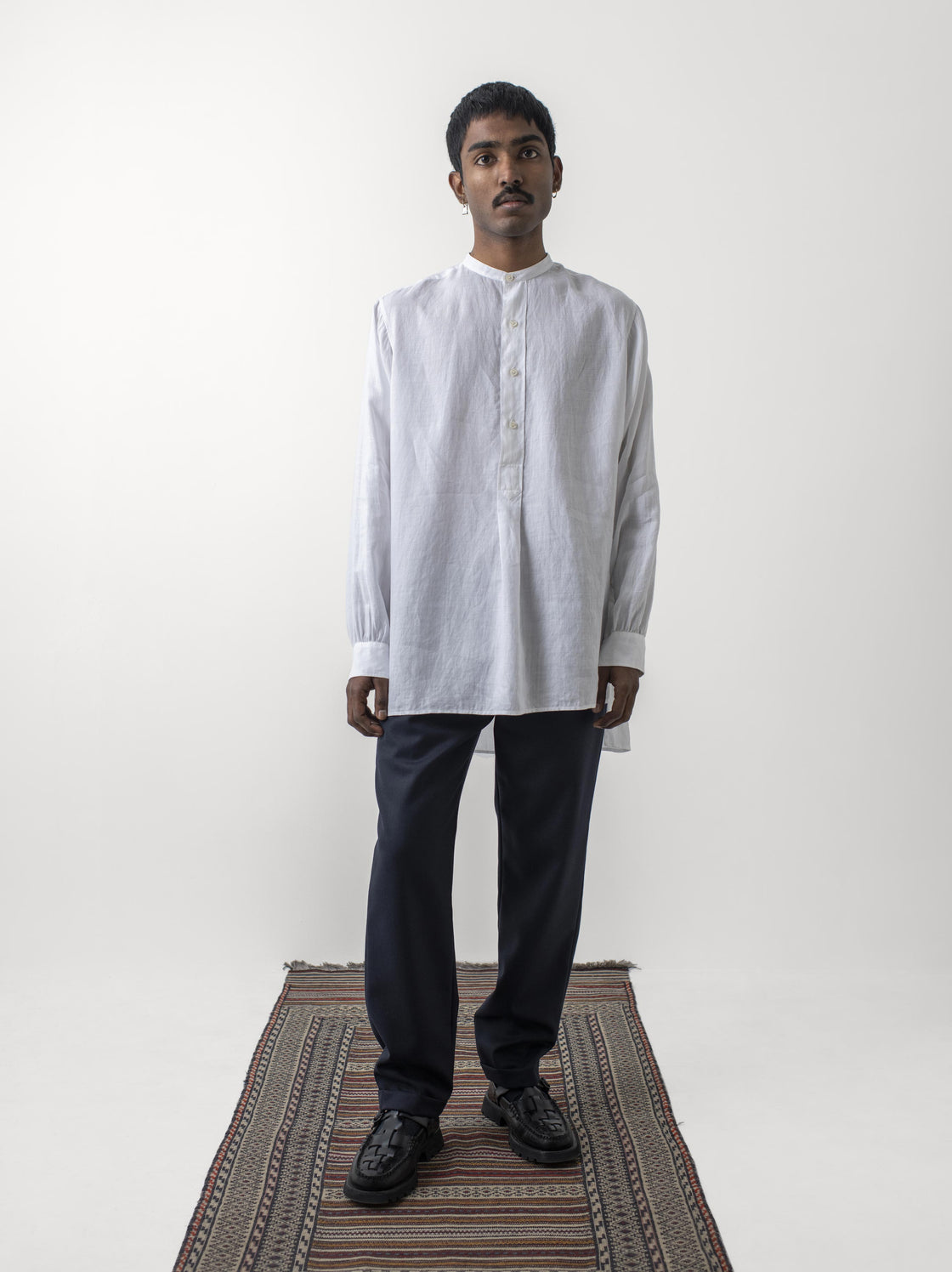 IT.018.02.120 LONG SHIRT