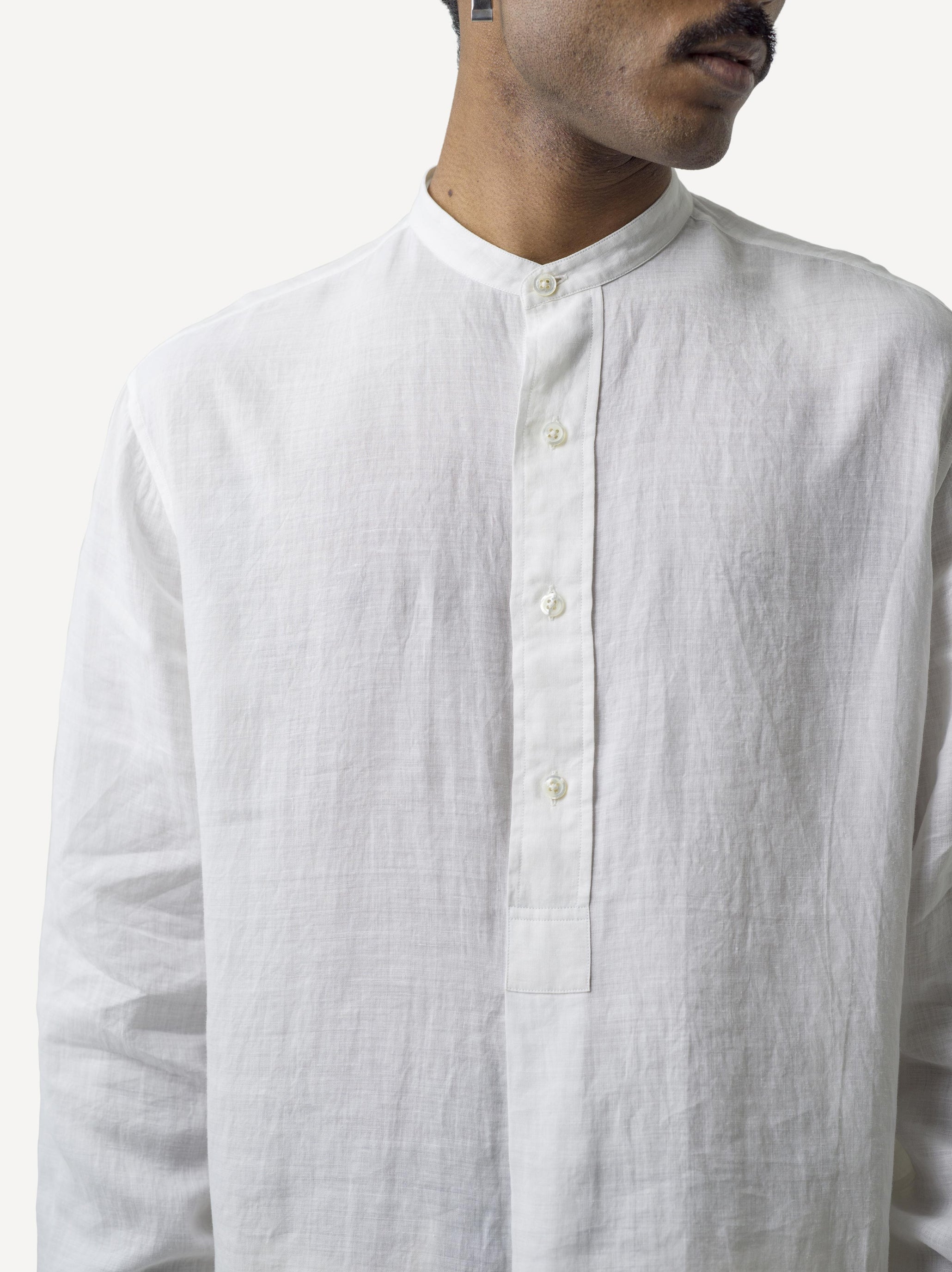 IT.EXC.22.06 FRONT PLACKET SHIRT