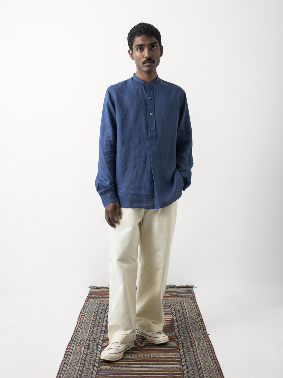 IT.EXC.22.06 FRONT PLACKET SHIRT