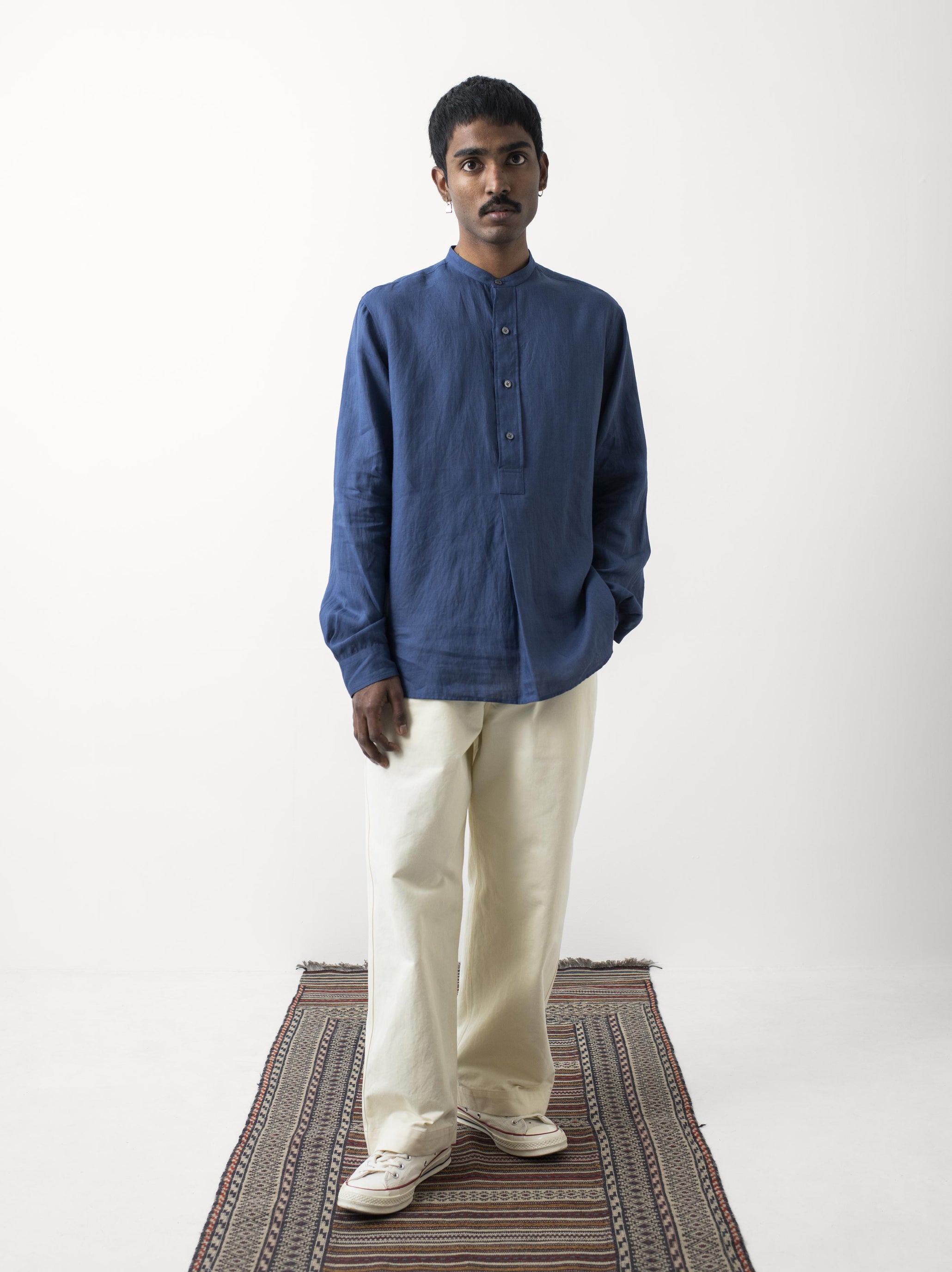 IT.EXC.22.06 FRONT PLACKET SHIRT