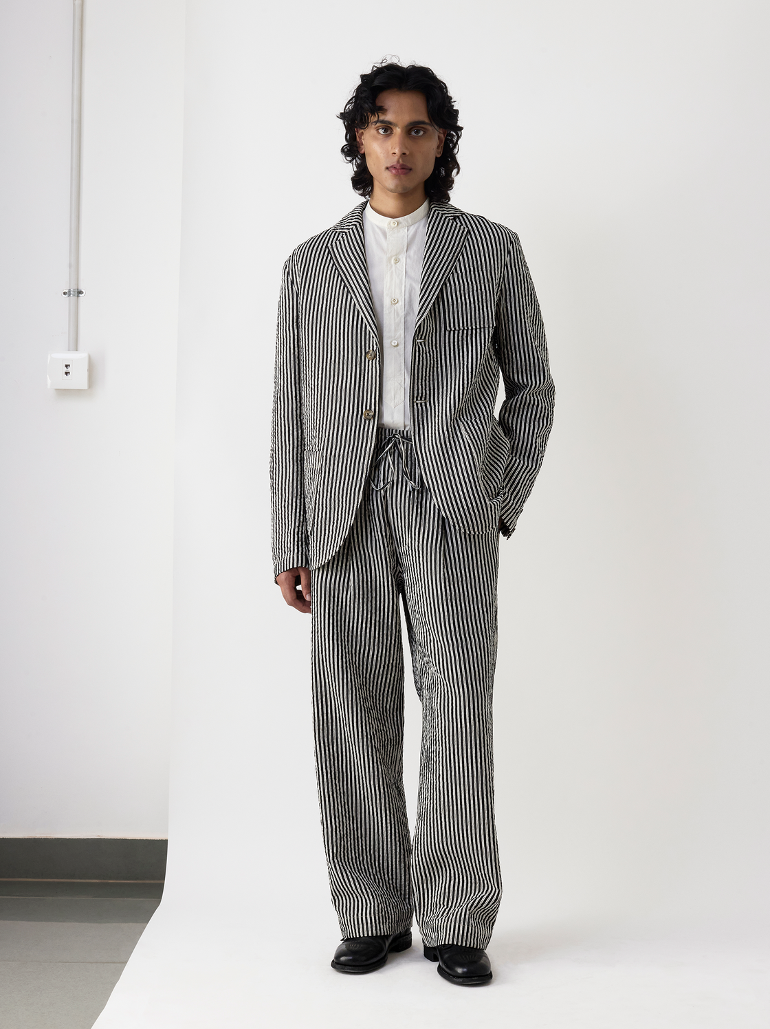 IT.024.14.113 PADDED STRIPE JACKET