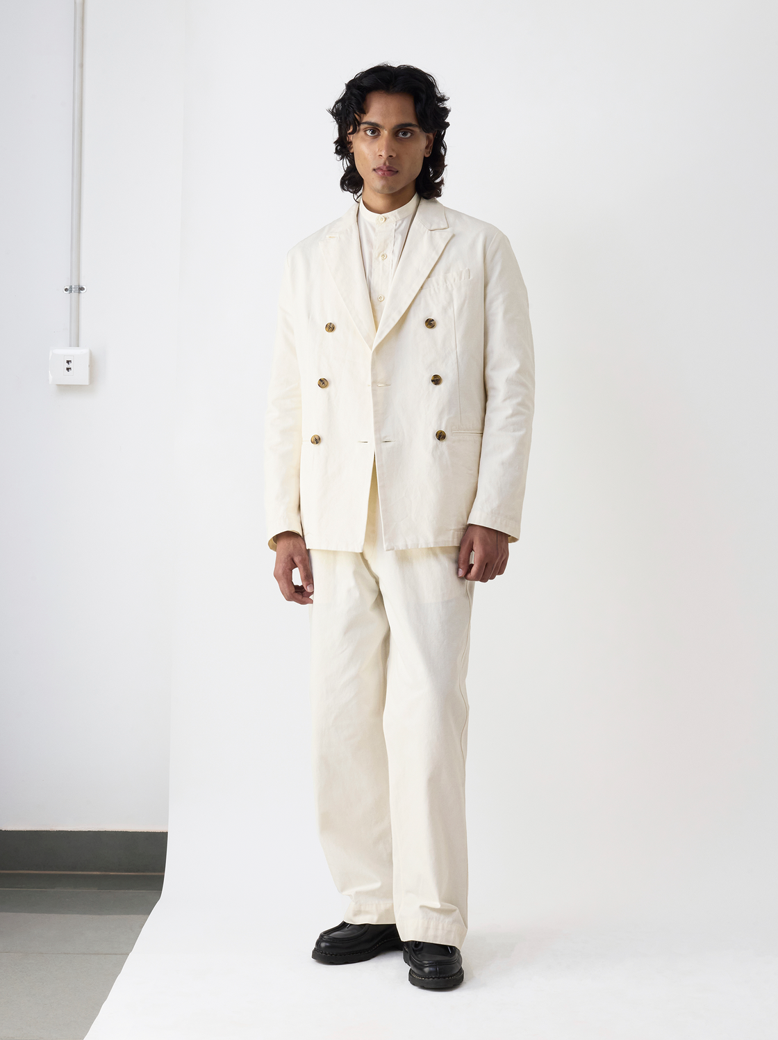 IT.024.14.106 DOUBLE BREASTED JACKET