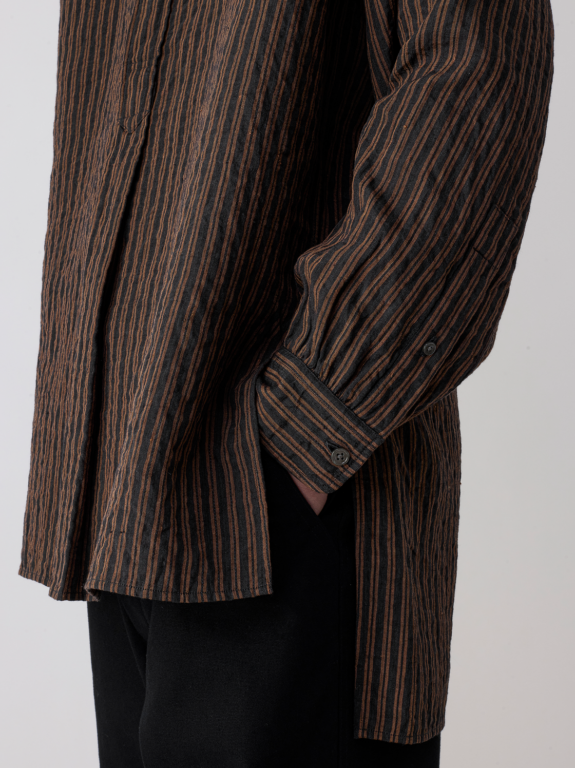 IT.EXC.24.30 LINEN LONG SHIRT