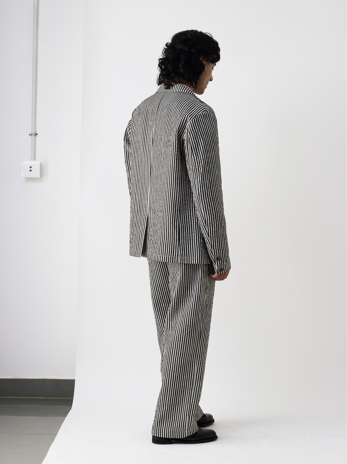 IT.024.14.113 PADDED STRIPE JACKET