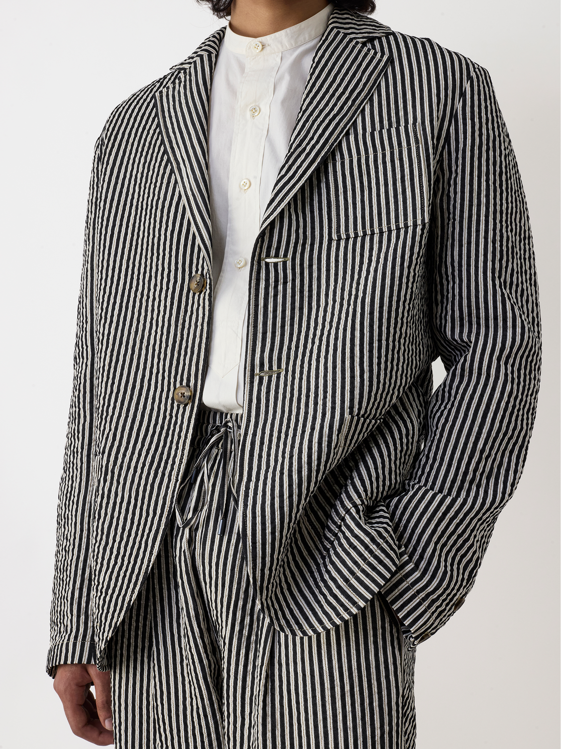 IT.024.14.113 PADDED STRIPE JACKET